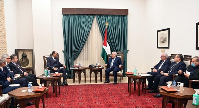 الرئيس عباس يلتقي مبعوث أردوغان في رام الله
